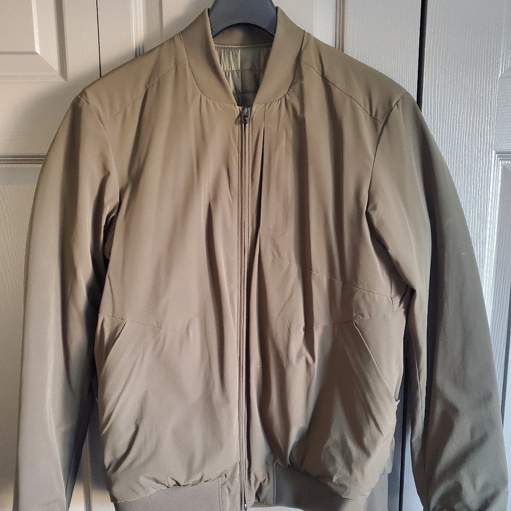Lululemon Switch Over Bomber Jacket Olive Green